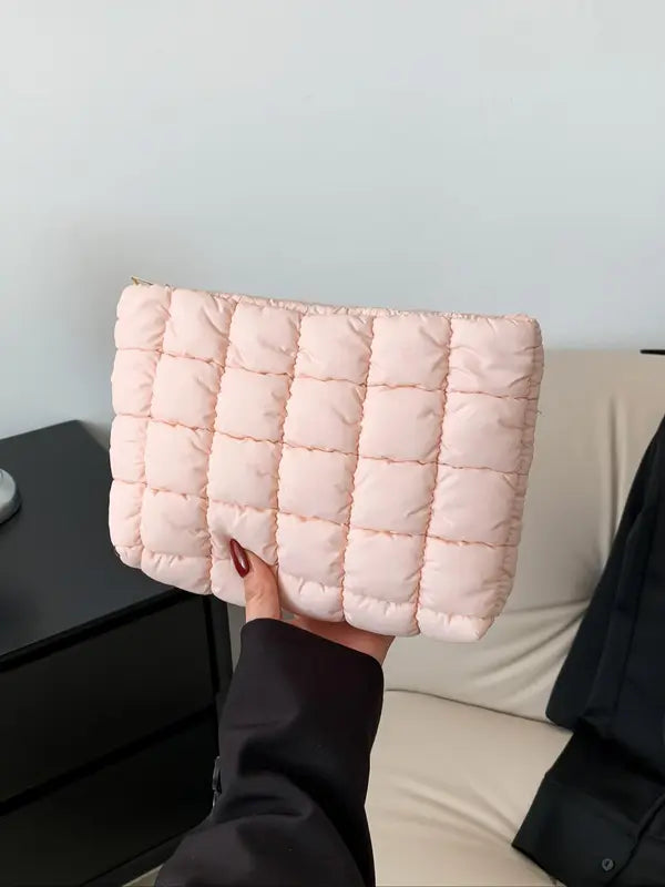 Montrose | Pouch
