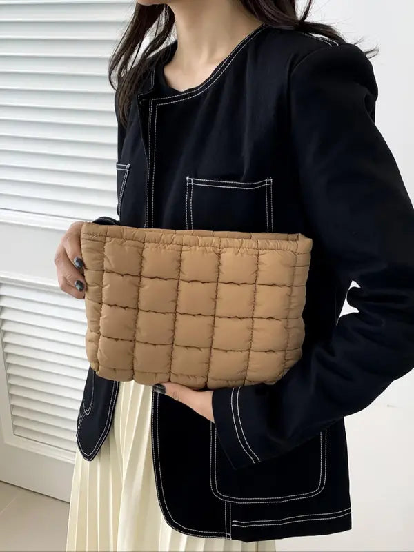 Montrose | Pouch