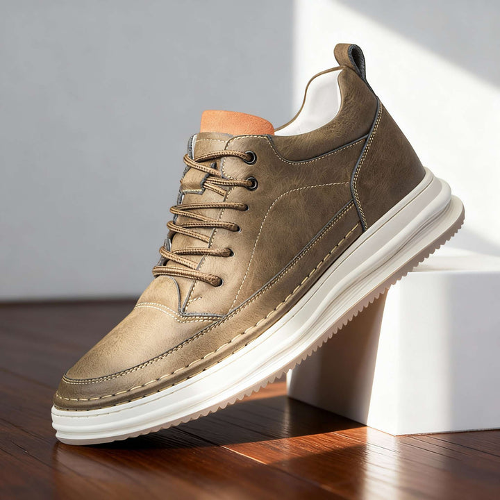 Hexham | Trainer